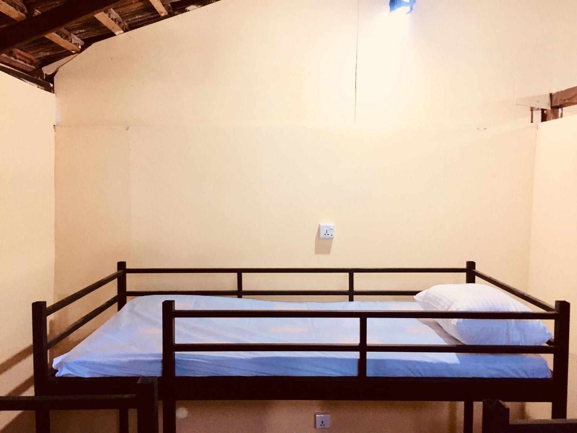 Lemon Tree Hostel อารูกัมเบย์ ภายนอก รูปภาพ