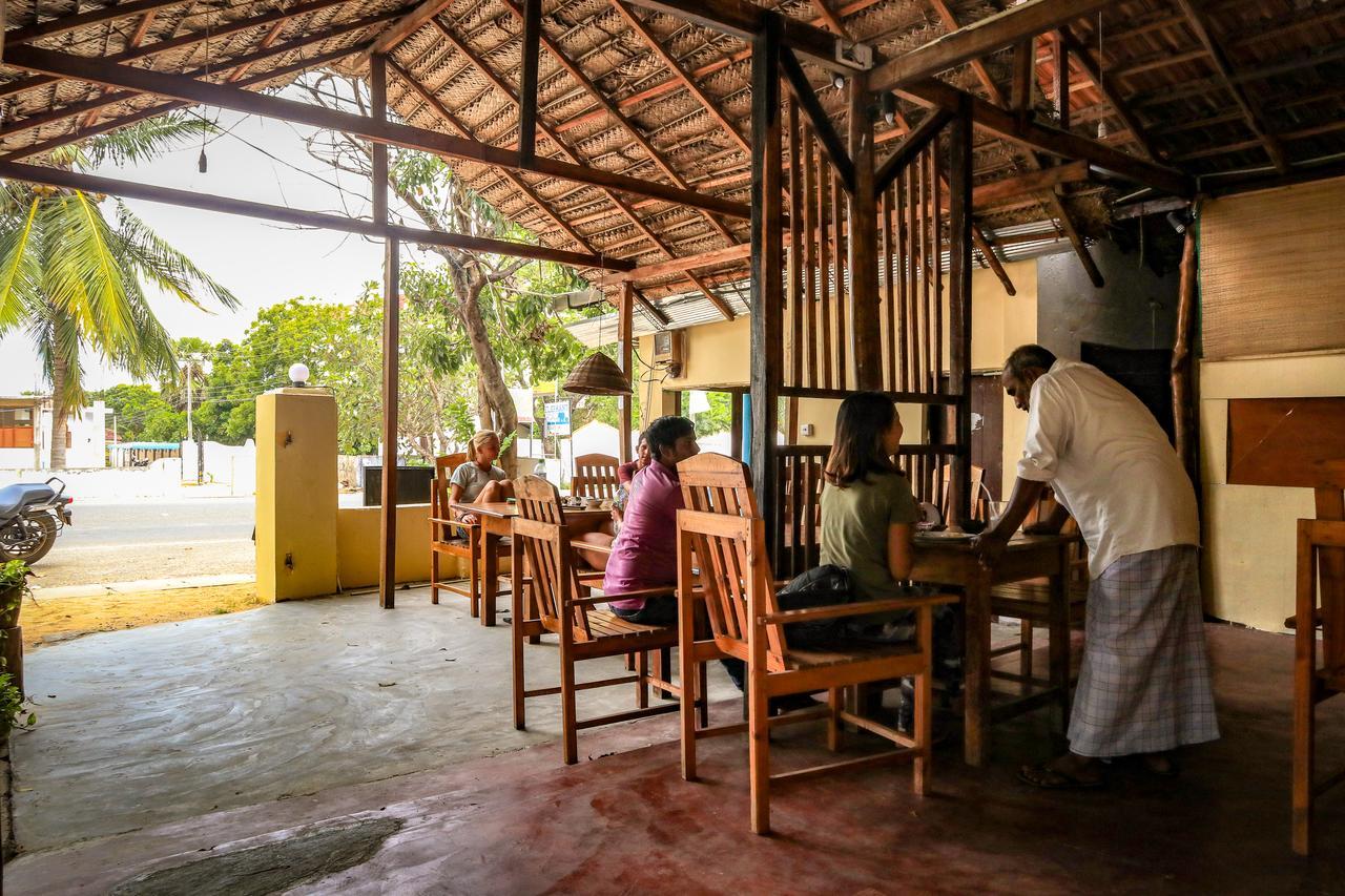Lemon Tree Hostel อารูกัมเบย์ ภายนอก รูปภาพ